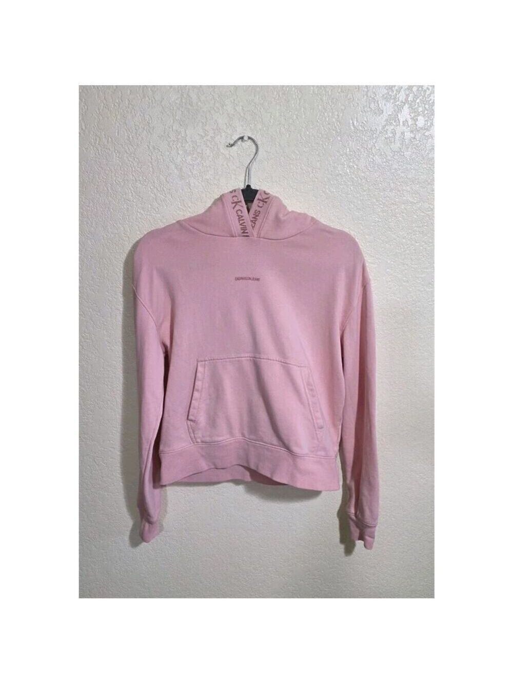 Calvin Klein Women's Pink Sweet Capuche Femme Crop Hoodie Medium Logo Sweatshirt - Picture 2 of 10